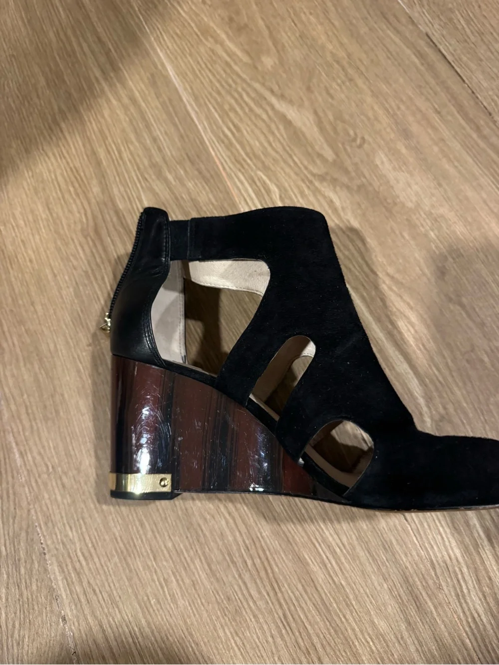 Louise et Cie sculpted suede